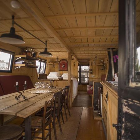 Bateau Le Vent De Travers Сомюр Экстерьер фото